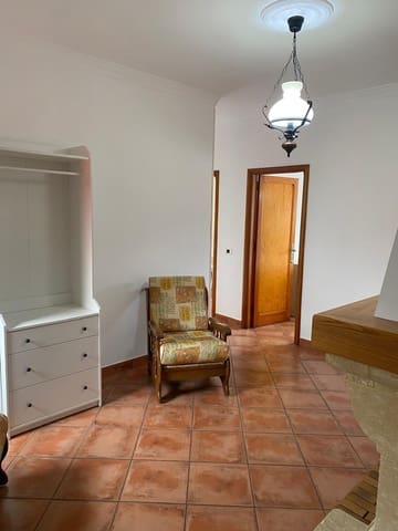 4 sovrum Radhus att hyra i Firgas med garage - 1 100 € (Ref: 9145701)