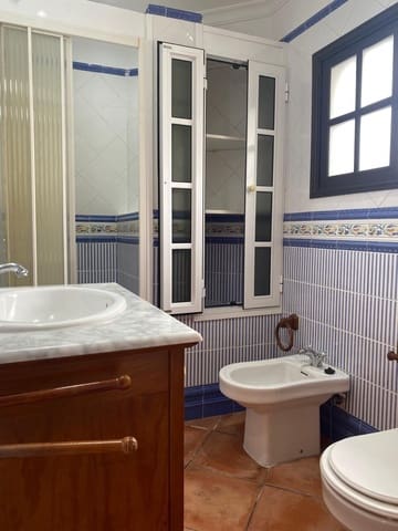 4 sovrum Radhus att hyra i Firgas med garage - 1 100 € (Ref: 9145701)