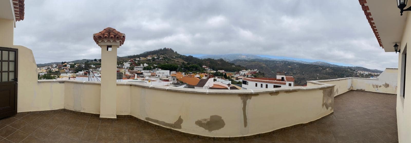 4 soveværelse Rækkehus til leje i Firgas med garage - € 1.100 (Ref: 9145701)