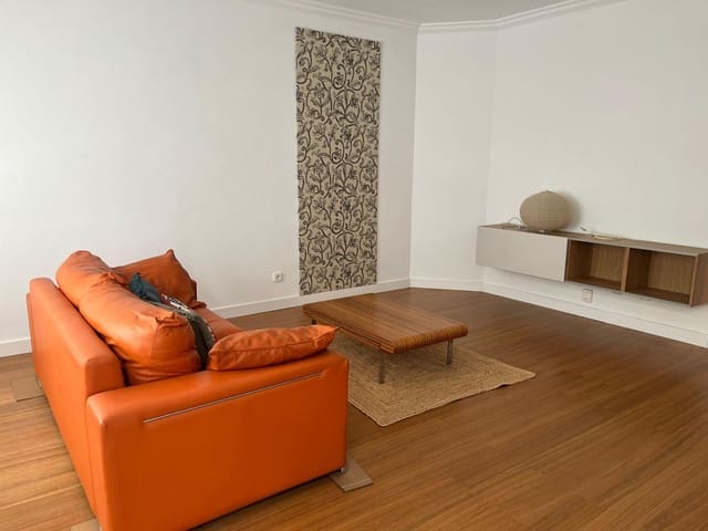 2 soveværelse Lejlighed til leje i Centro, Las Palmas de Gran Canaria med garage - € 1.200 (Ref: 9145702)