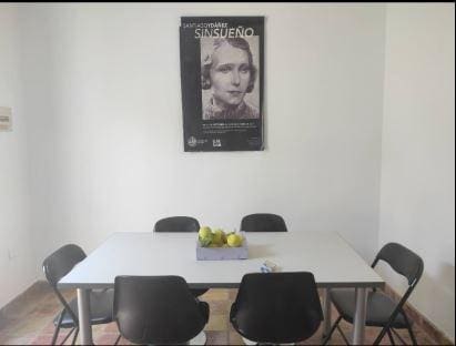 Chalet de 4 habitaciones en Jaén ciudad en venta con garaje - 130.000 € (Ref: 9147357)