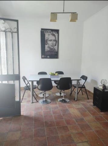 4 soverom Villa til salgs i Jaén by med garasje - € 130 000 (Ref: 9147357)