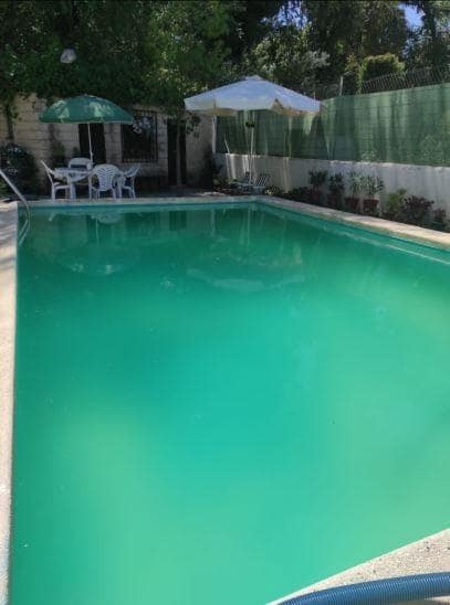 Chalet de 4 habitaciones en Jaén ciudad en venta con garaje - 130.000 € (Ref: 9147357)