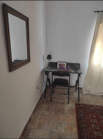 Chalet de 4 habitaciones en Jaén ciudad en venta con garaje - 130.000 € (Ref: 9147357)