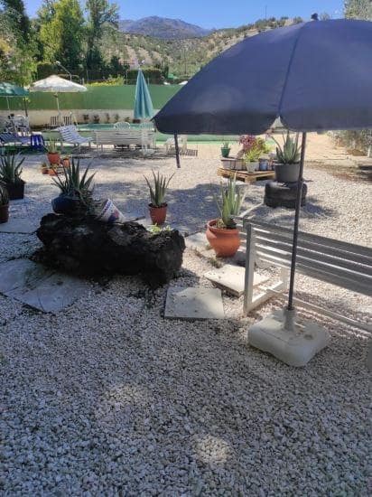 Chalet de 4 habitaciones en Jaén ciudad en venta con garaje - 130.000 € (Ref: 9147357)