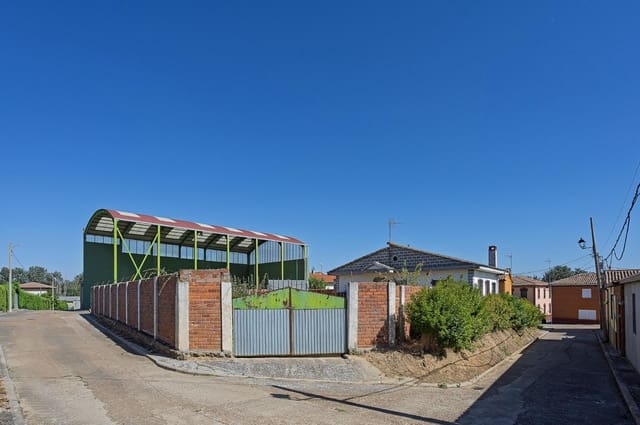 3 soveværelse Lejlighed til salg i Monasterio de Vega - € 130.000 (Ref: 9152377)