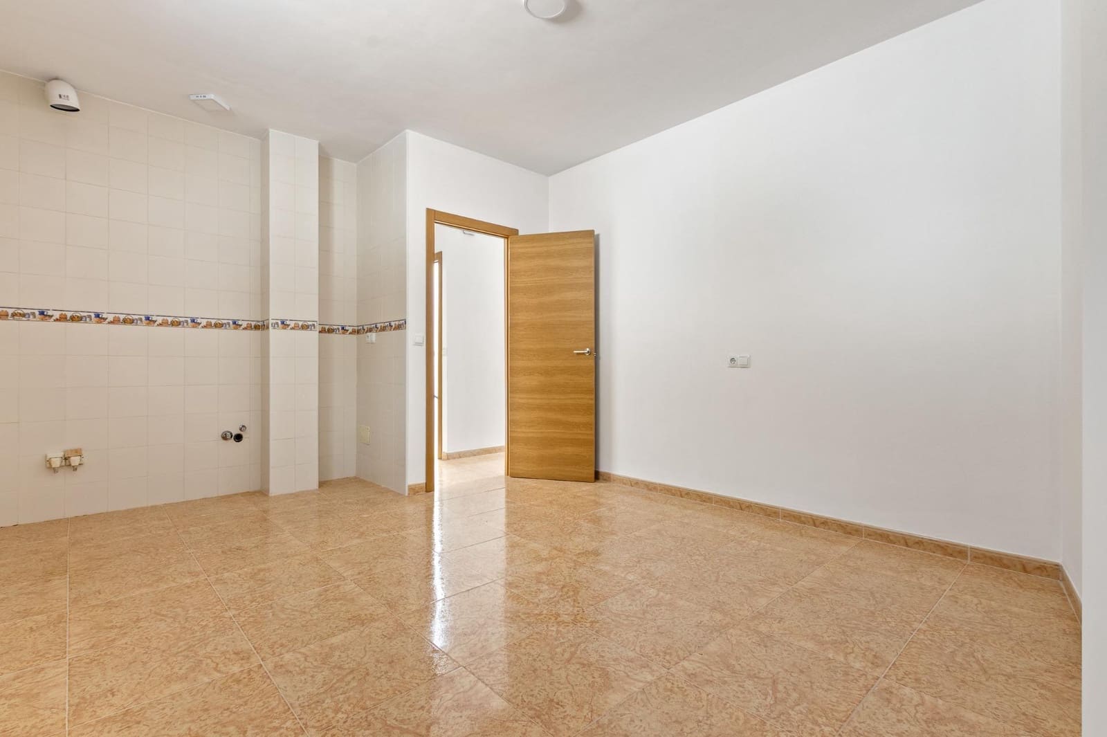 4 soveværelse Lejlighed til salg i Setenil de las Bodegas - € 220.000 (Ref: 9169676)