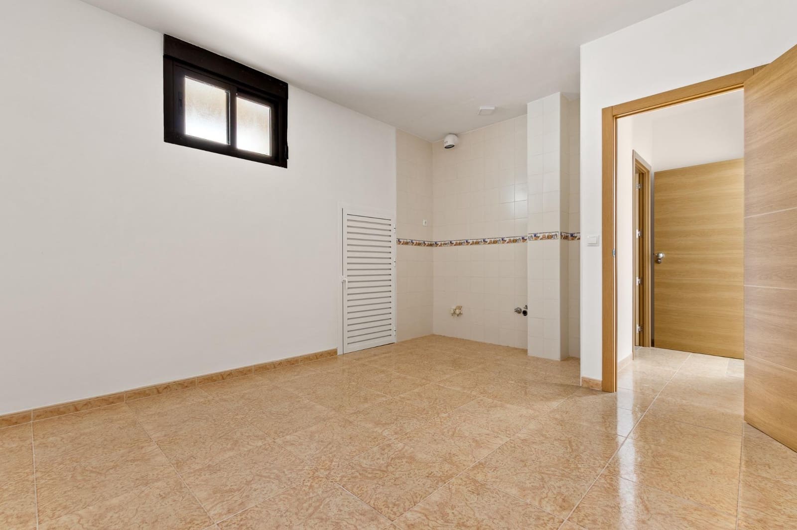 4 soveværelse Lejlighed til salg i Setenil de las Bodegas - € 220.000 (Ref: 9169676)