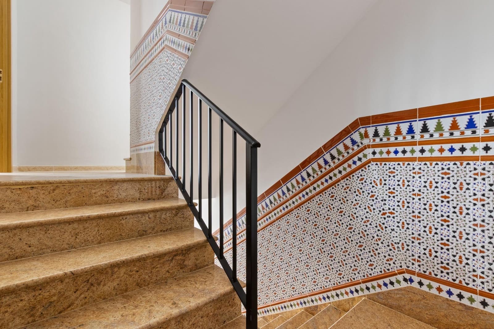 4 soveværelse Lejlighed til salg i Setenil de las Bodegas - € 220.000 (Ref: 9169676)