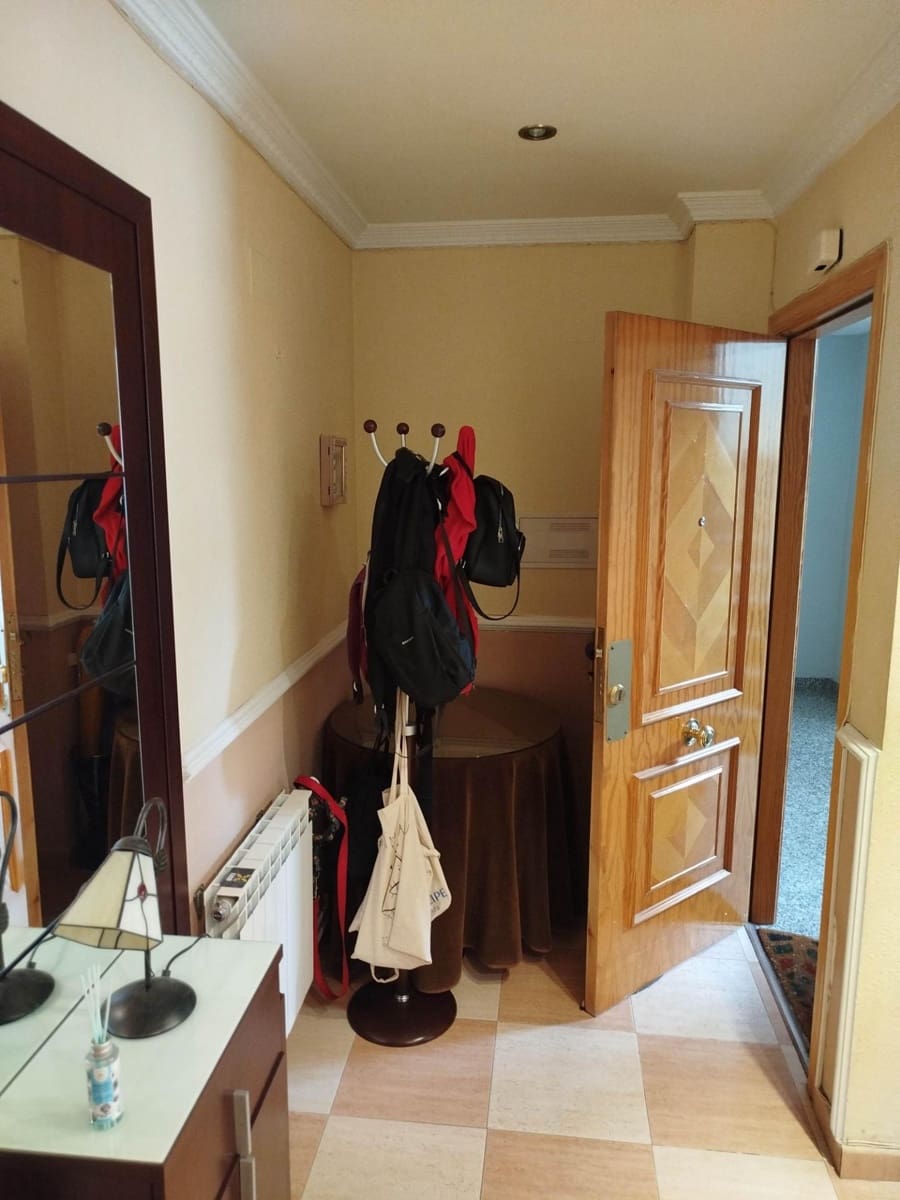 3 soveværelse Lejlighed til salg i Torredelcampo - € 103.000 (Ref: 9183814)