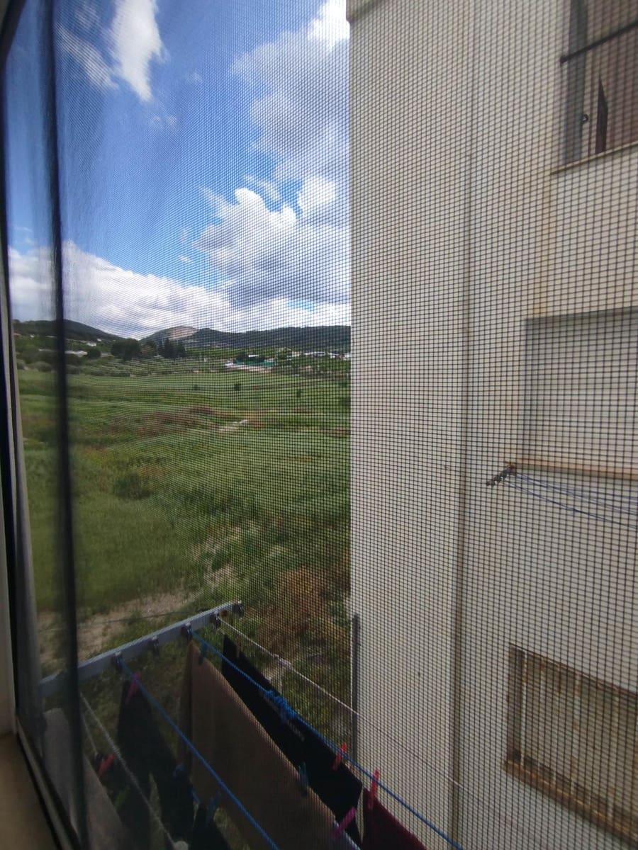 3 soveværelse Lejlighed til salg i Torredelcampo - € 103.000 (Ref: 9183814)