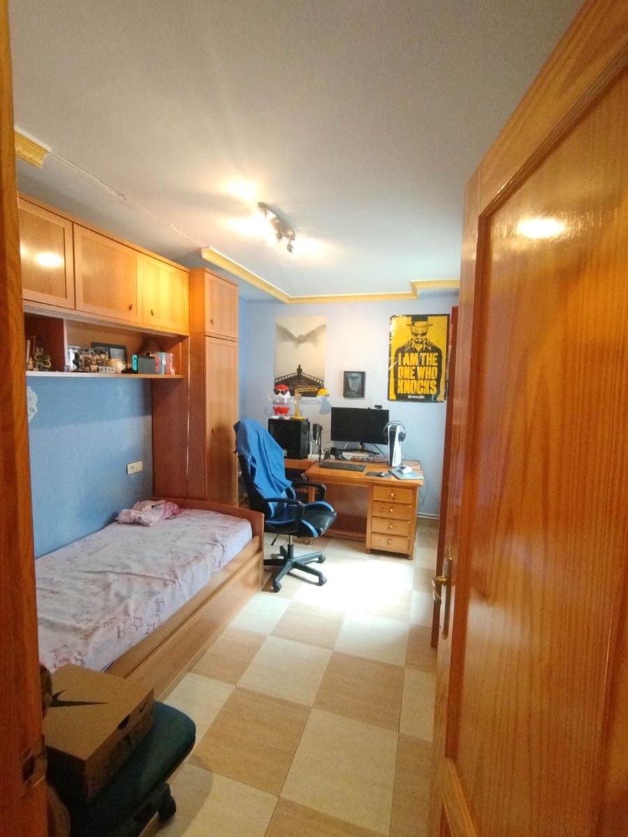 3 soveværelse Lejlighed til salg i Torredelcampo - € 103.000 (Ref: 9183814)