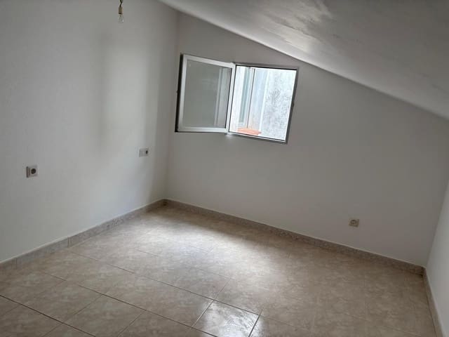 3 sovrum Takvåning till salu i Dueñas - 59 000 € (Ref: 9187132)