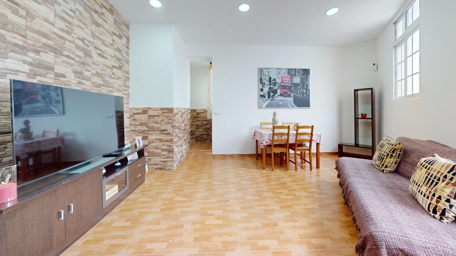 3 sovrum Lägenhet till salu i Las Palmas de Gran Canaria - 160 000 € (Ref: 9188632)