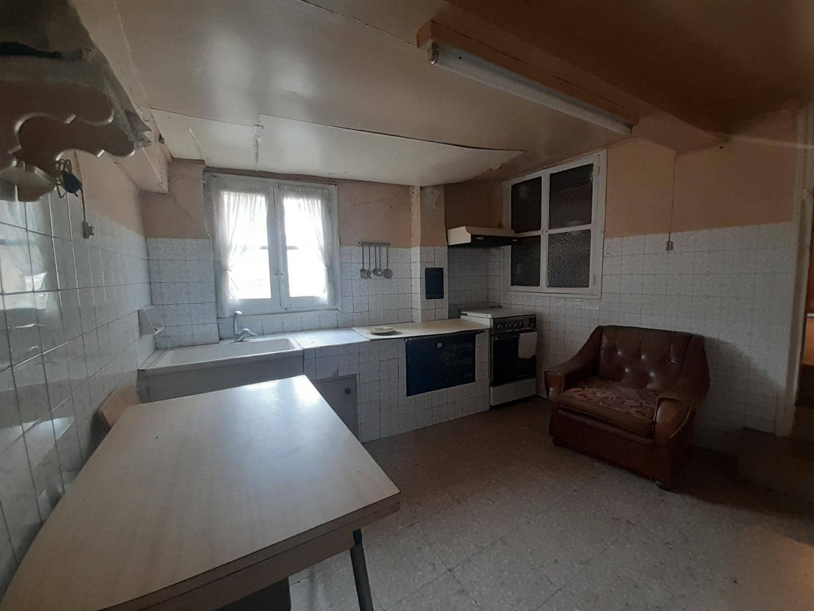 8 sypialnia Dom blizniak na sprzedaż w Bergasa - 39 900 € (Ref: 9197898)