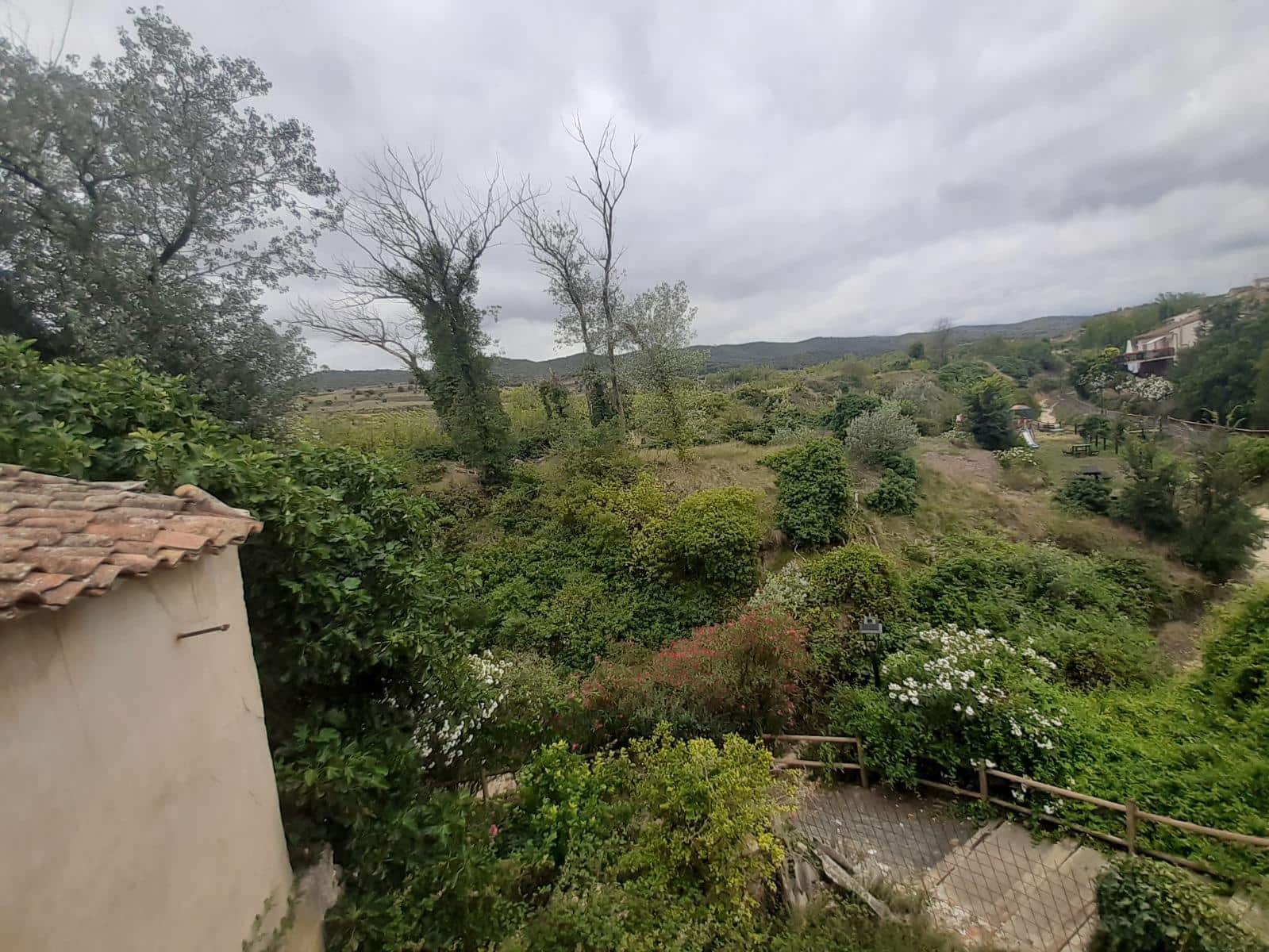 8 sypialnia Dom blizniak na sprzedaż w Bergasa - 39 900 € (Ref: 9197898)