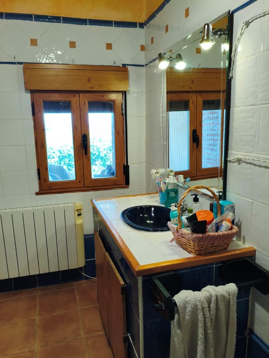 Finca/Casa Rural de 4 habitaciones en Canillas de Abajo en venta - 90.000 € (Ref: 9202587)