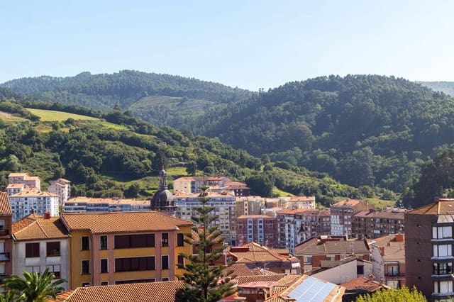 3 sypialnia Apartament na sprzedaż w Bermeo z garażem - 510 000 € (Ref: 9206651)