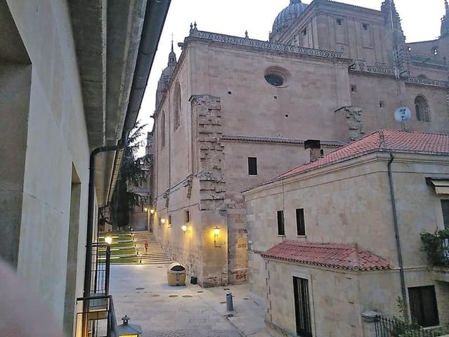 3 soveværelse Byhus til salg i Salamanca by med garage - € 800.000 (Ref: 9206655)