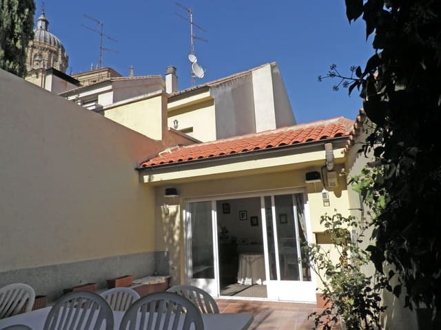 3 soveværelse Byhus til salg i Salamanca by med garage - € 800.000 (Ref: 9206655)