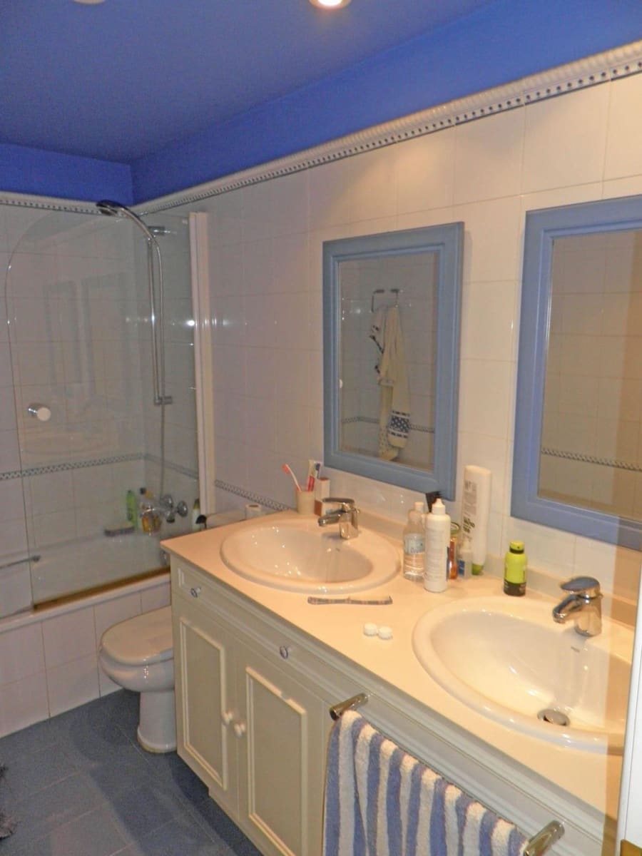 3 soveværelse Byhus til salg i Salamanca by med garage - € 800.000 (Ref: 9206655)