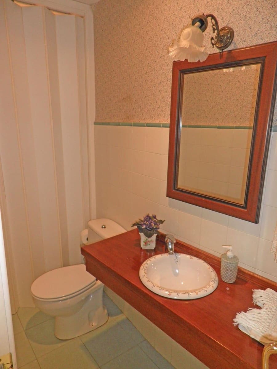 3 soveværelse Byhus til salg i Salamanca by med garage - € 800.000 (Ref: 9206655)