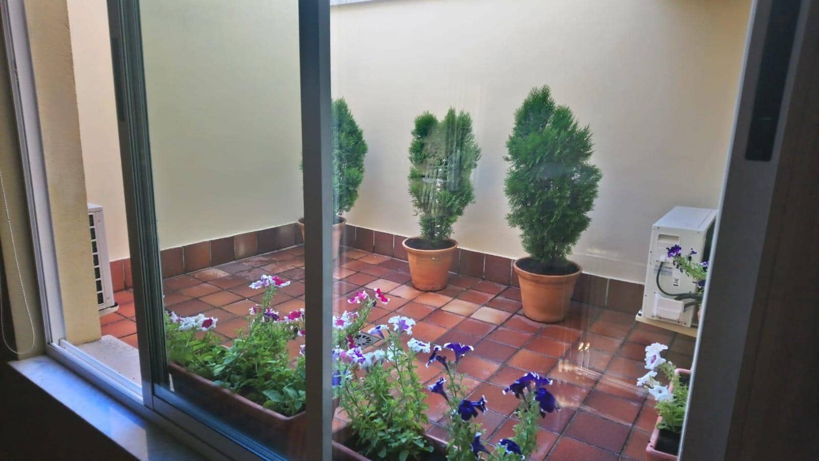 3 soveværelse Byhus til salg i Salamanca by med garage - € 800.000 (Ref: 9206655)