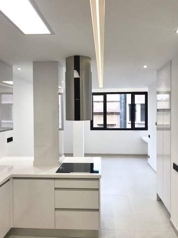 Studio til leje i Las Palmas de Gran Canaria - € 900 (Ref: 9208478)