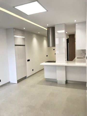 Studio til leje i Las Palmas de Gran Canaria - € 900 (Ref: 9208478)