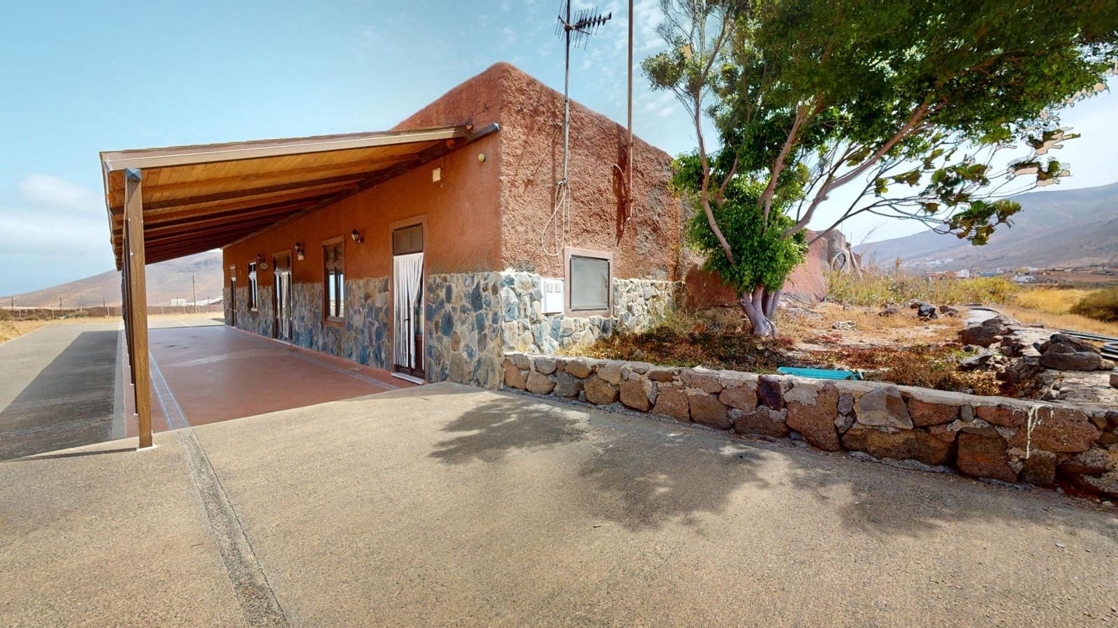 Finca/Casa Rural de 2 habitaciones en Agaete en venta - 335.000 € (Ref: 9217652)