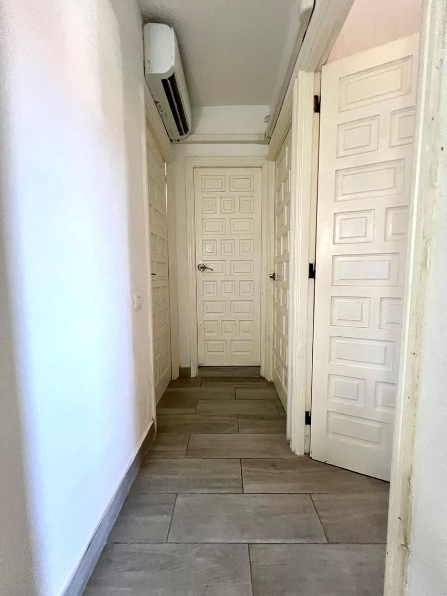 3 bedroom Apartment for sale in San Bartolome de Tirajana - € 259,000 (Ref: 9220159)