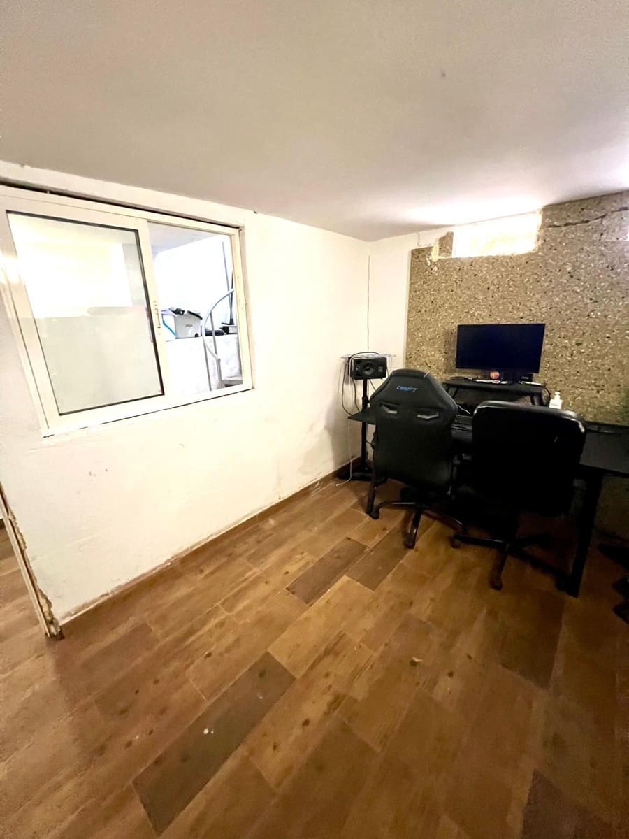 3 bedroom Apartment for sale in San Bartolome de Tirajana - € 259,000 (Ref: 9220159)