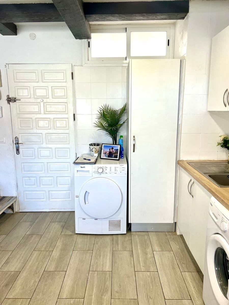 3 bedroom Apartment for sale in San Bartolome de Tirajana - € 259,000 (Ref: 9220159)