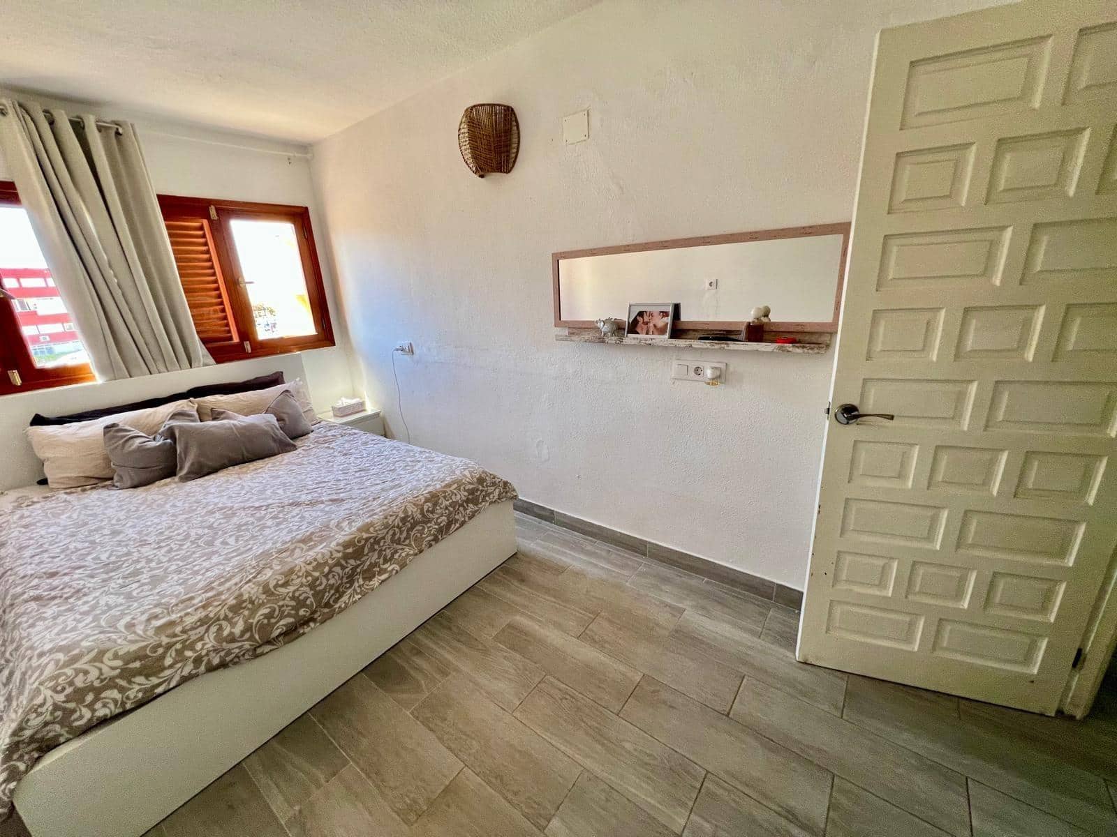 3 bedroom Apartment for sale in San Bartolome de Tirajana - € 259,000 (Ref: 9220159)