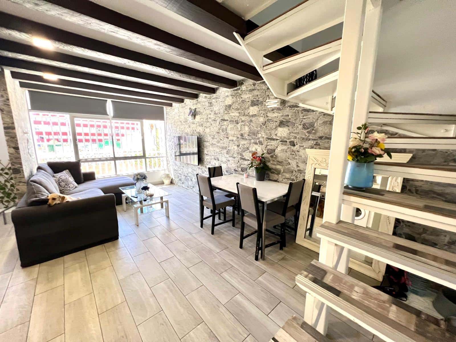 3 bedroom Apartment for sale in San Bartolome de Tirajana - € 259,000 (Ref: 9220159)