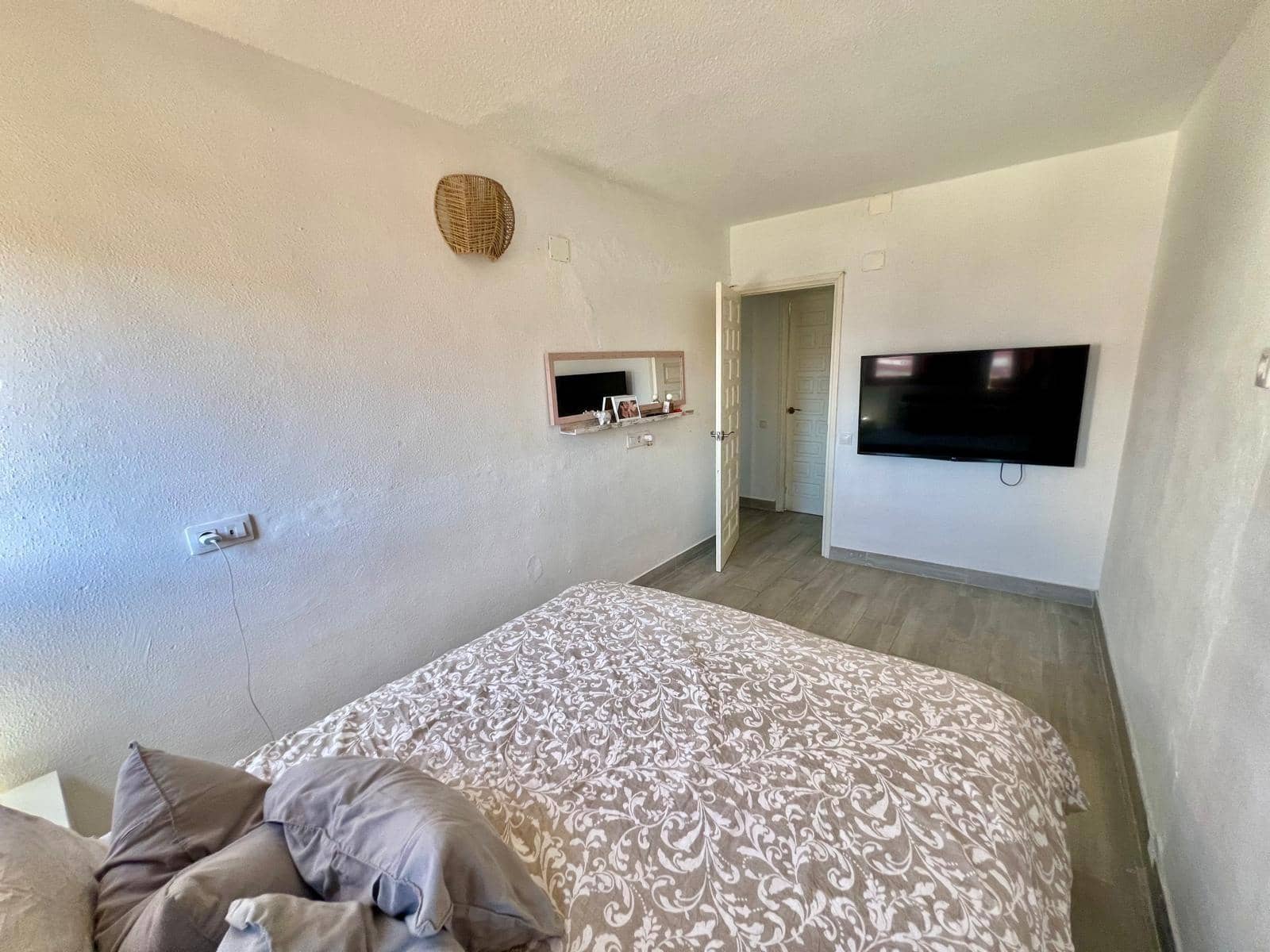 3 bedroom Apartment for sale in San Bartolome de Tirajana - € 259,000 (Ref: 9220159)