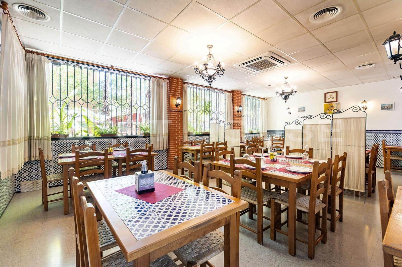 Erhverv til salg i Murcia by - € 440.000 (Ref: 9230939)