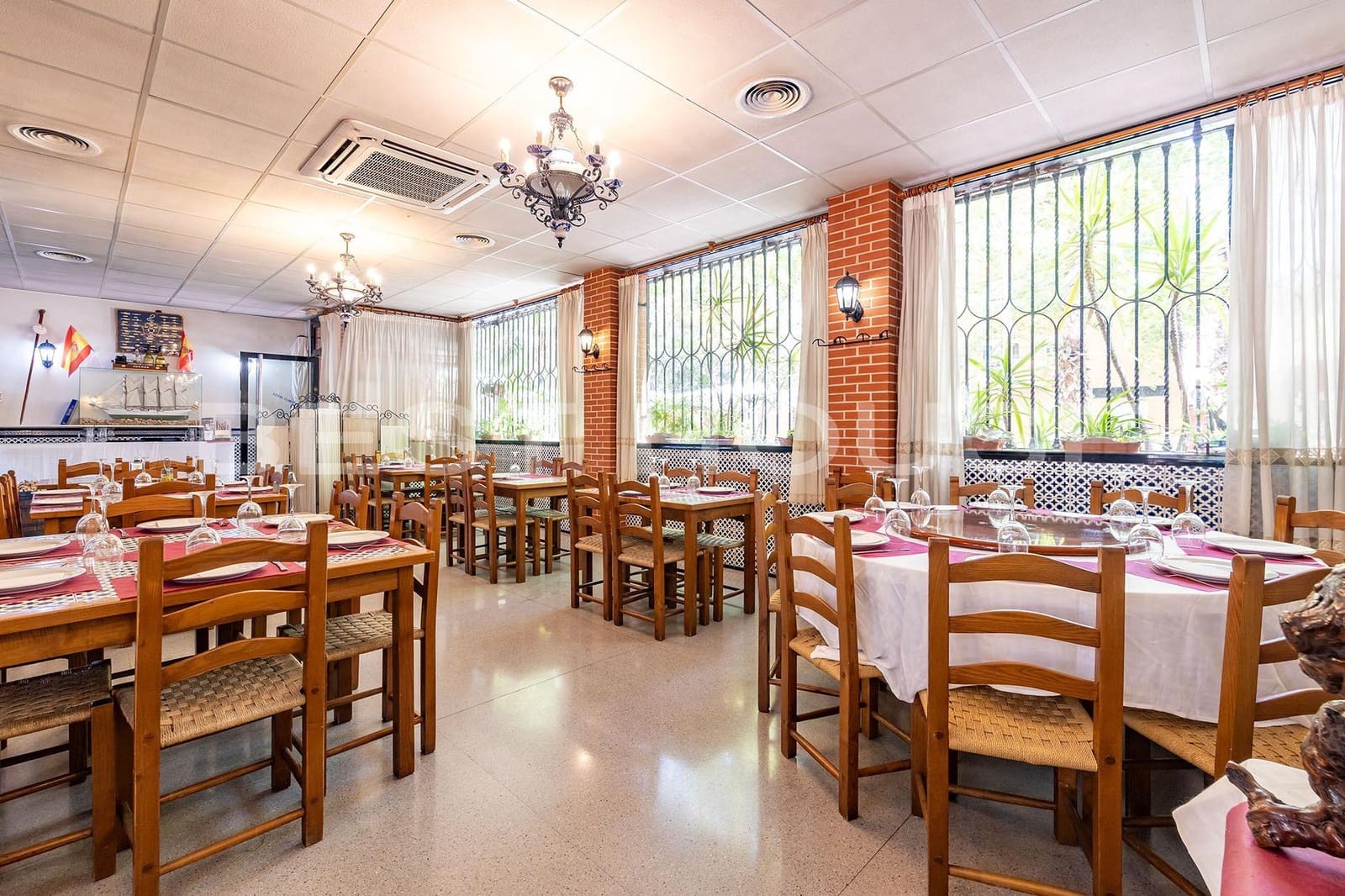 Erhverv til salg i Murcia by - € 440.000 (Ref: 9230939)