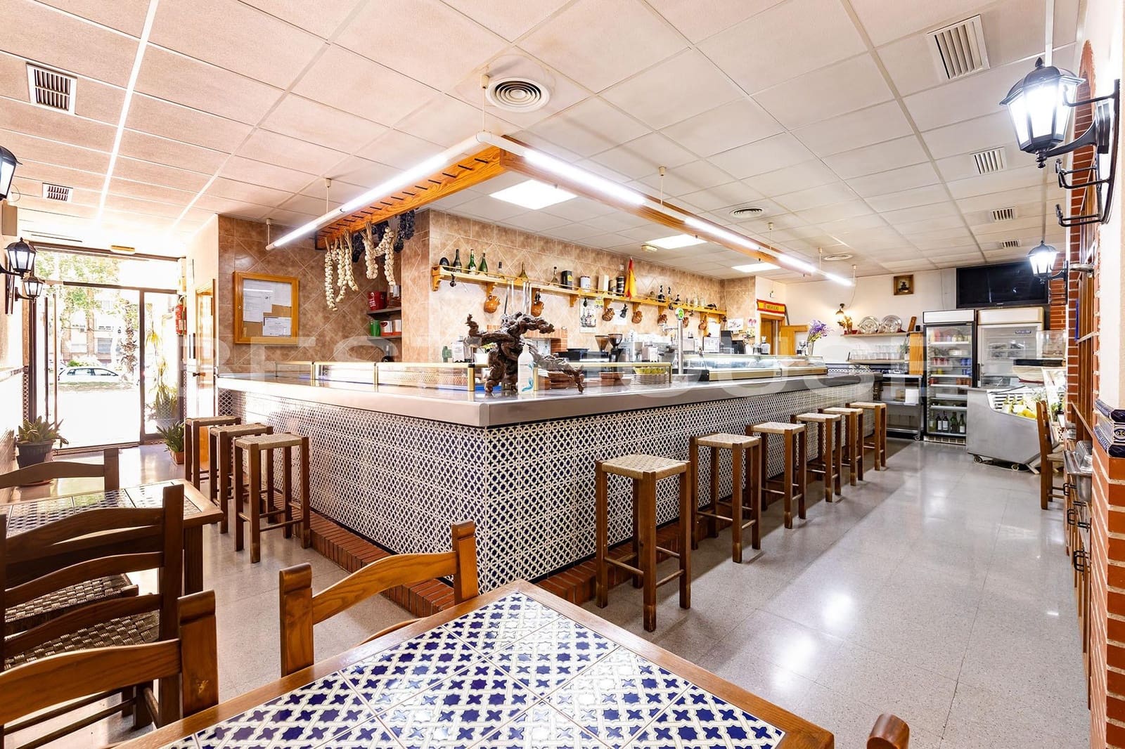 Erhverv til salg i Murcia by - € 440.000 (Ref: 9230939)