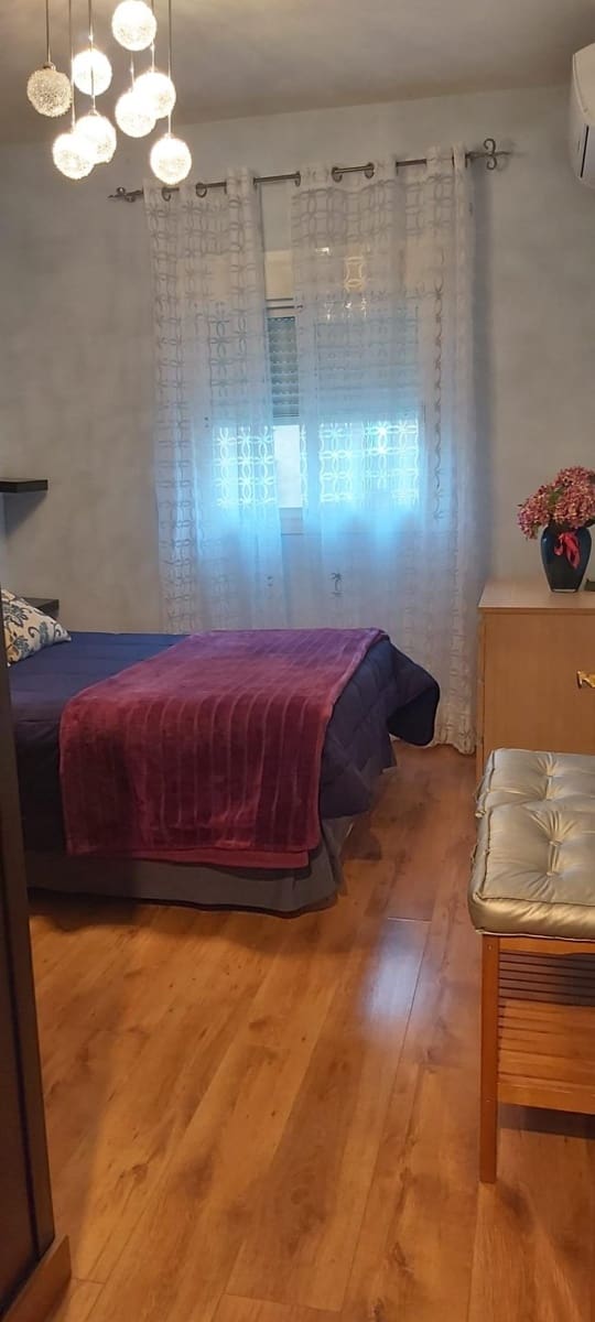 3 slaapkamer Flat te koop in Jaen stad - € 125.000 (Ref: 9230943)