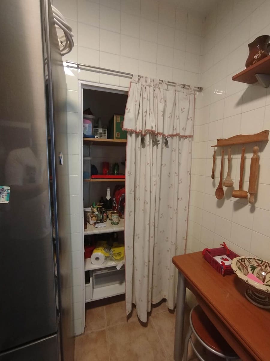 3 slaapkamer Flat te koop in Jaen stad - € 125.000 (Ref: 9230943)