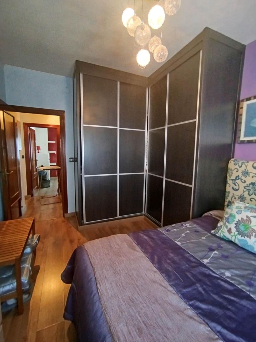 3 slaapkamer Flat te koop in Jaen stad - € 125.000 (Ref: 9230943)