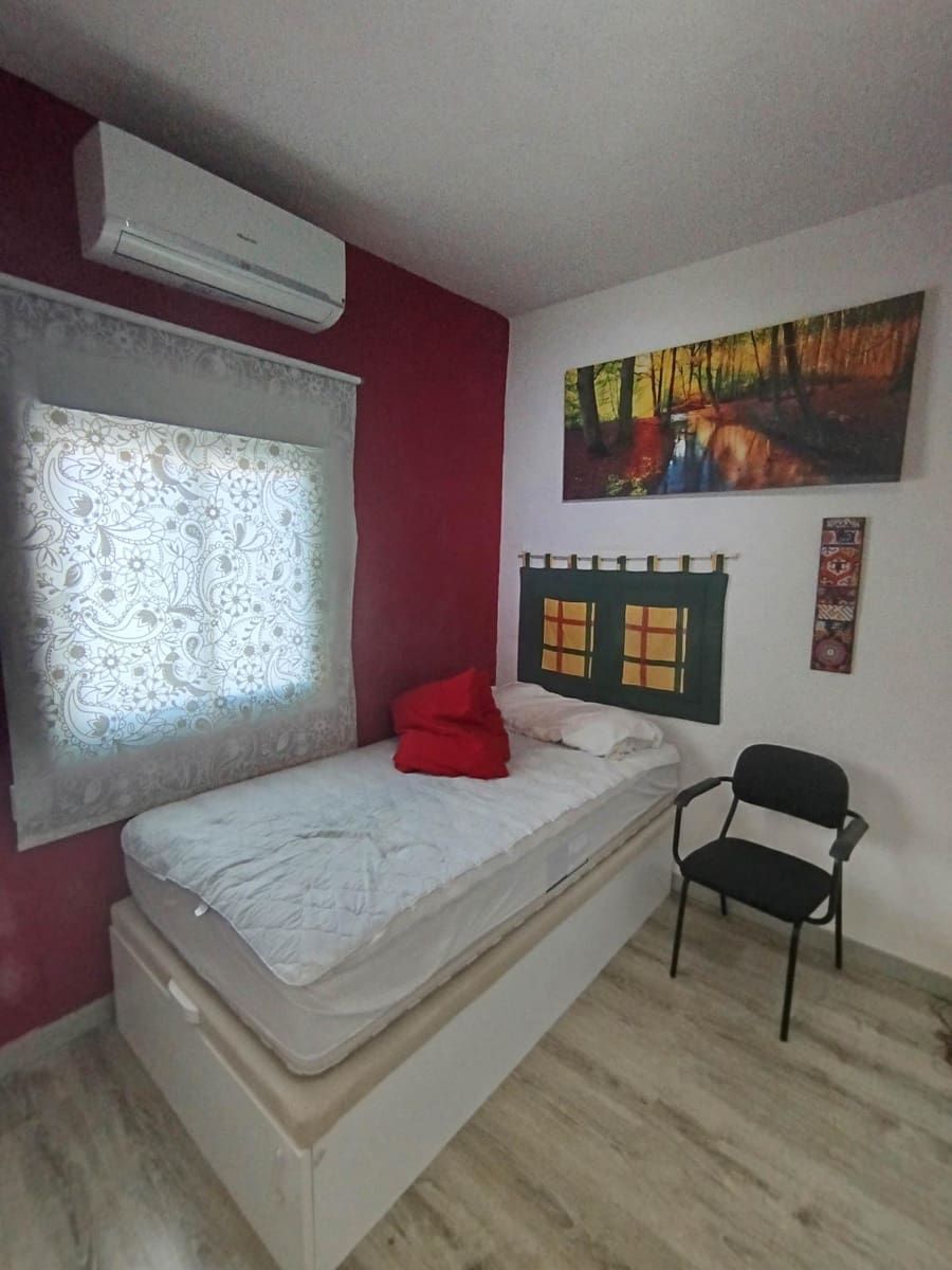 3 slaapkamer Flat te koop in Jaen stad - € 125.000 (Ref: 9230943)