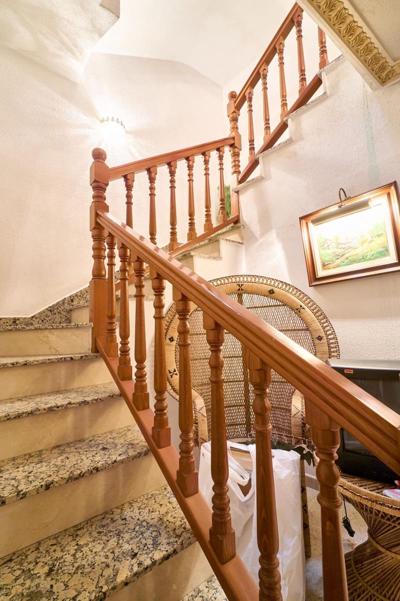 7 sypialnia Dom szeregowy na sprzedaż w Bejar - 275 000 € (Ref: 9230945)