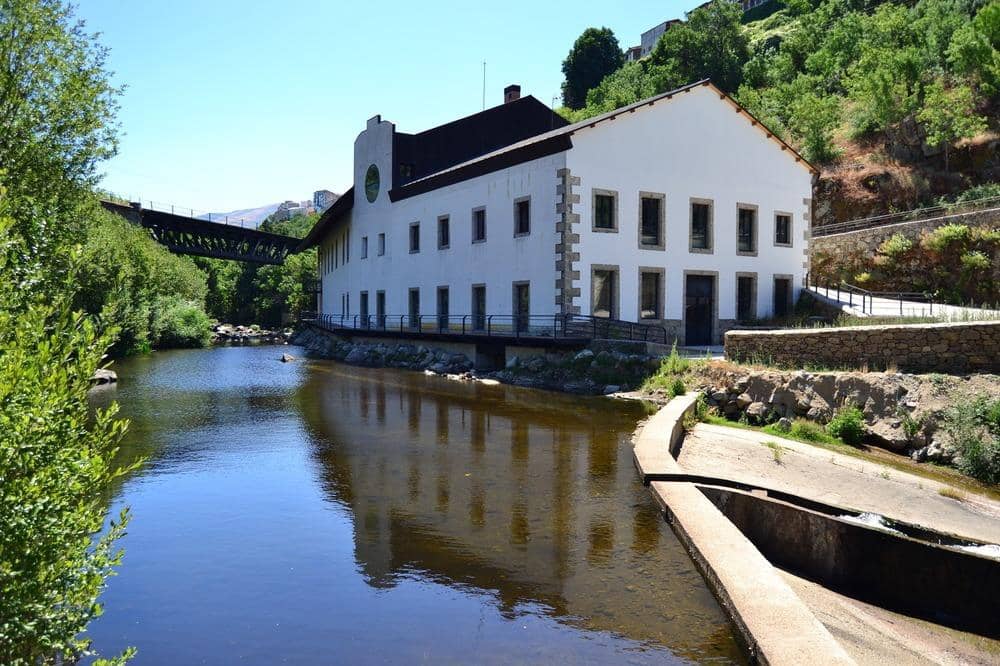 7 sypialnia Dom szeregowy na sprzedaż w Bejar - 275 000 € (Ref: 9230945)