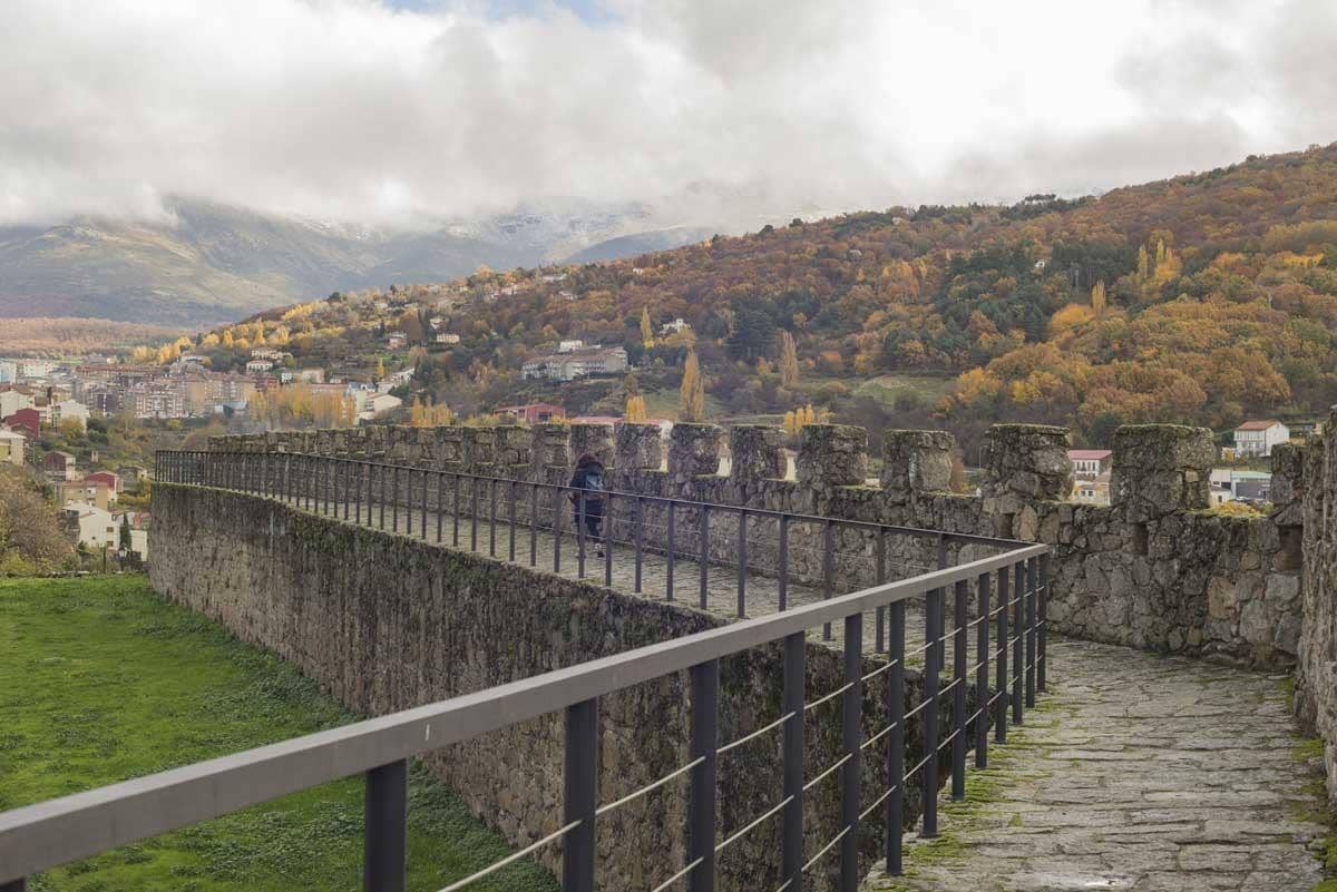 7 sypialnia Dom szeregowy na sprzedaż w Bejar - 275 000 € (Ref: 9230945)