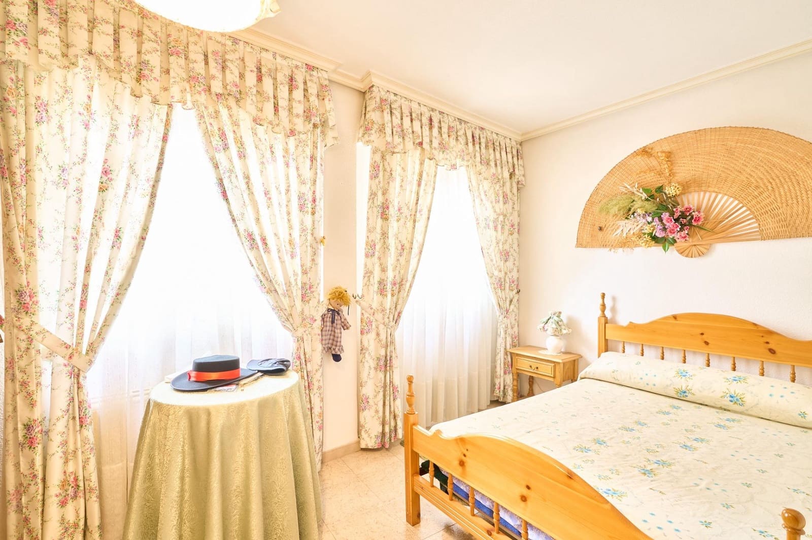 7 sypialnia Dom szeregowy na sprzedaż w Bejar - 275 000 € (Ref: 9230945)