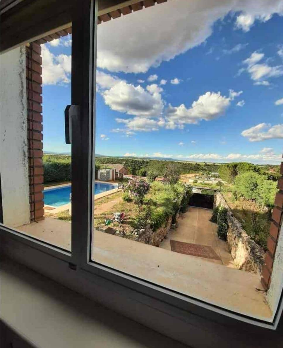 5 bedroom Villa for sale in Matarrubia - € 285,000 (Ref: 9232780)