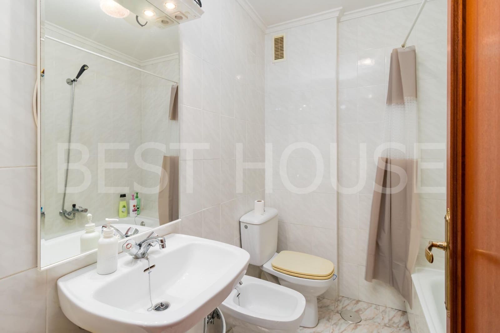 3 sovrum Lägenhet till salu i Valdaliga - 137 700 € (Ref: 9236753)