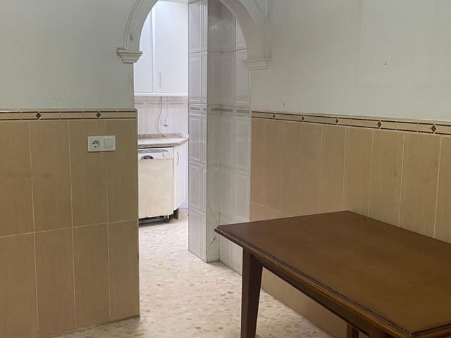 3 chambre Villa/Maison Mitoyenne à vendre à Jerez de la Frontera - 80 000 € (Ref: 9240236)